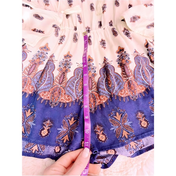 GUC Kendall & Kylie Romper Size XS Zip Up Back & Lace Front Minimal Wear - Picture 7 of 12